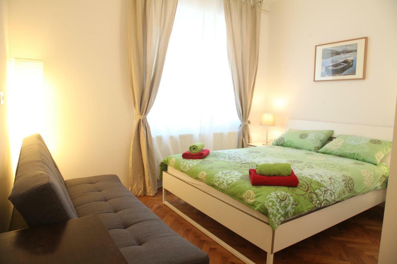 Writer'S Place Hotel Любляна Екстериор снимка