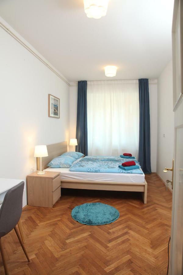Writer'S Place Hotel Любляна Екстериор снимка