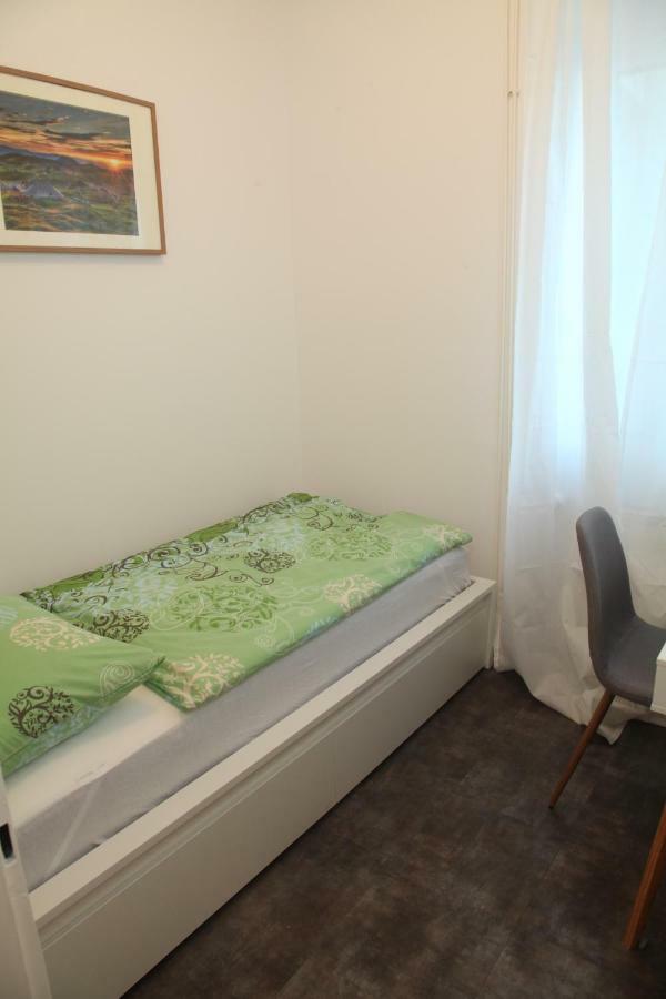 Writer'S Place Hotel Любляна Екстериор снимка