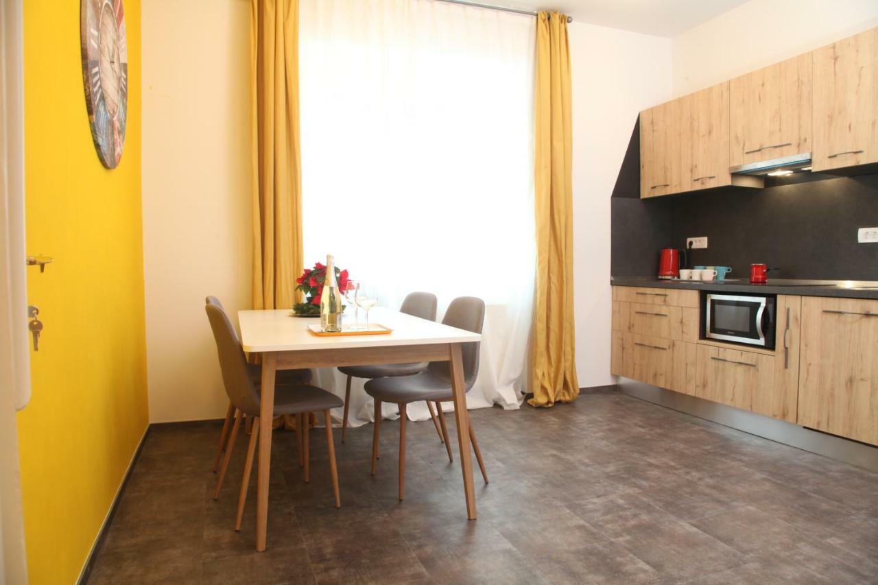 Writer'S Place Hotel Любляна Екстериор снимка