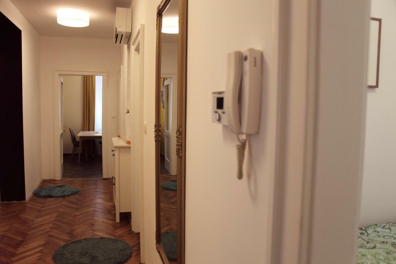 Writer'S Place Любляна Екстериор снимка